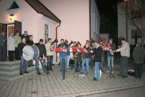 Kliko për të parë imezhin me permasa të plota